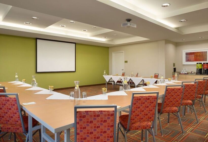 ホテル Home2 Suites By Hilton Idaho Falls