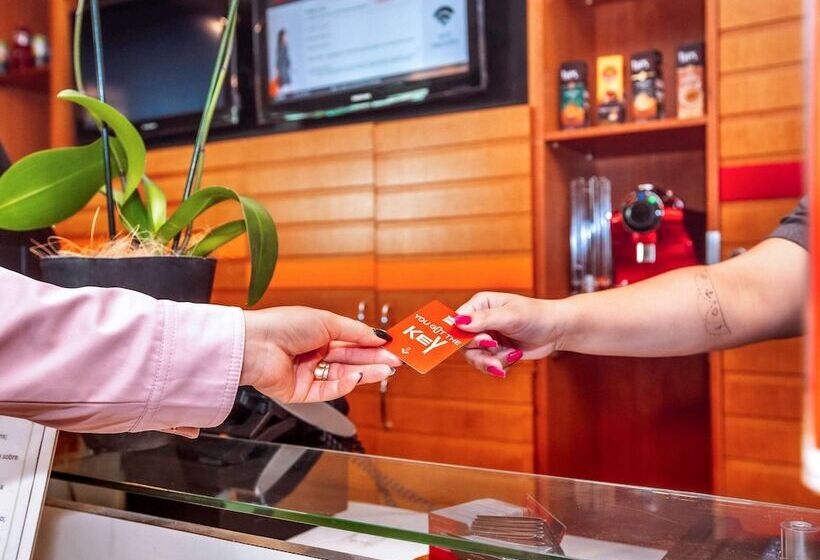 בית מלון כפרי Ibis Belo Horizonte Savassi