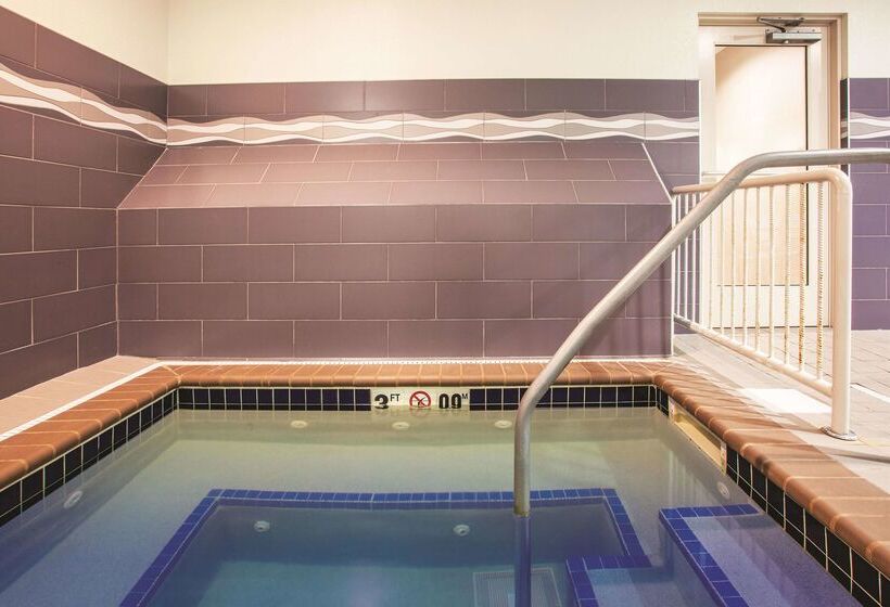 فندق La Quinta By Wyndham Duluth