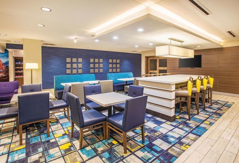 فندق La Quinta By Wyndham Duluth