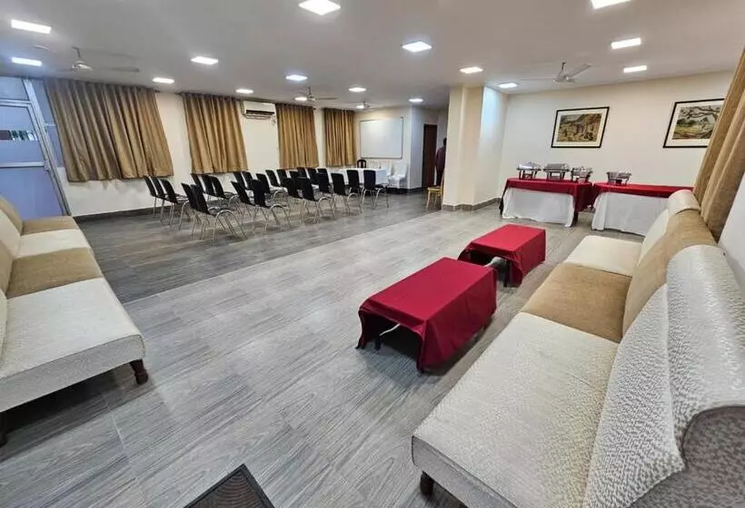 בית מלון כפרי Malik Guest House