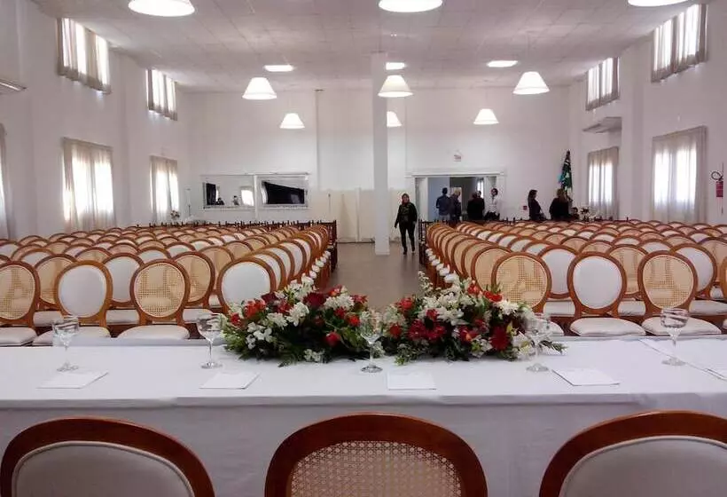 בית מלון כפרי Oma Zita