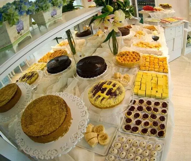 בית מלון כפרי Oma Zita