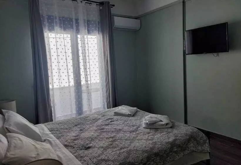 בית מלון כפרי Omega Rooms Anaxos