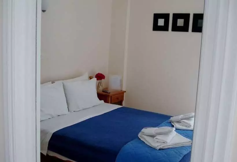 בית מלון כפרי Omega Rooms Anaxos