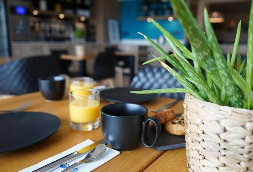 בית מלון כפרי Opal Inn