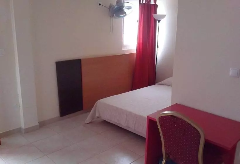 هتل Tarrafal Residence