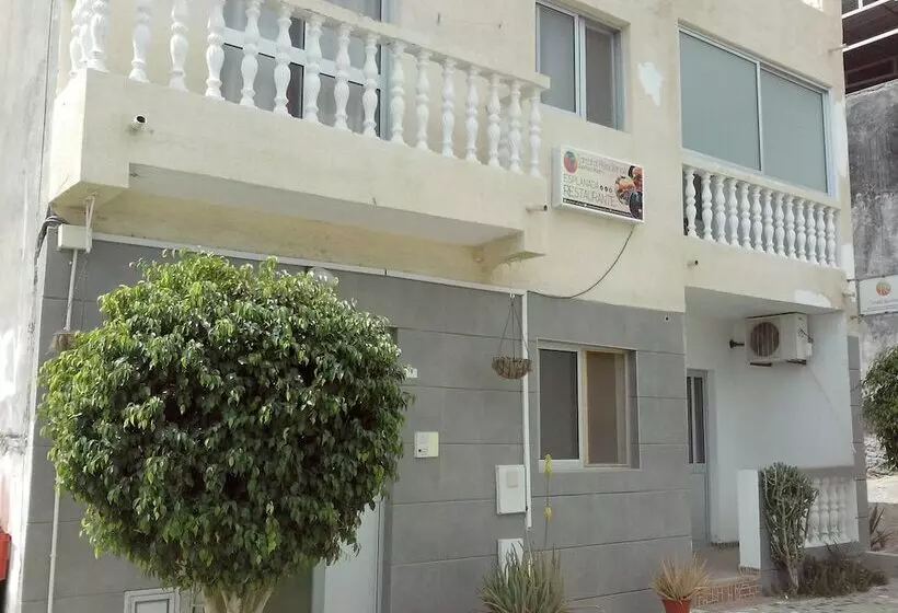 هتل Tarrafal Residence