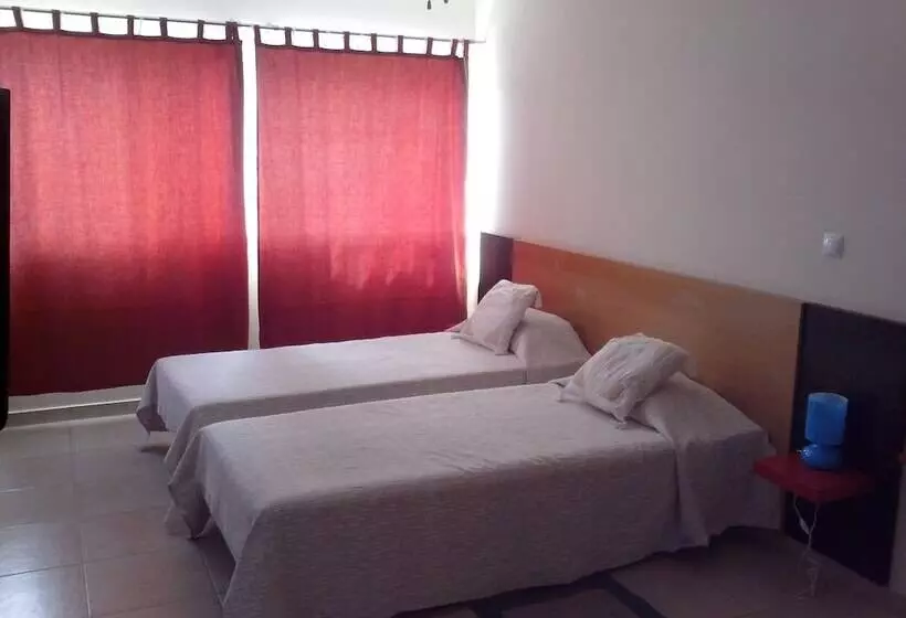 هتل Tarrafal Residence