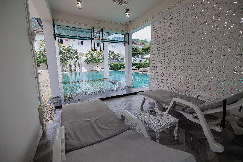 فندق The Melody Phuket   Sha Extra Plus