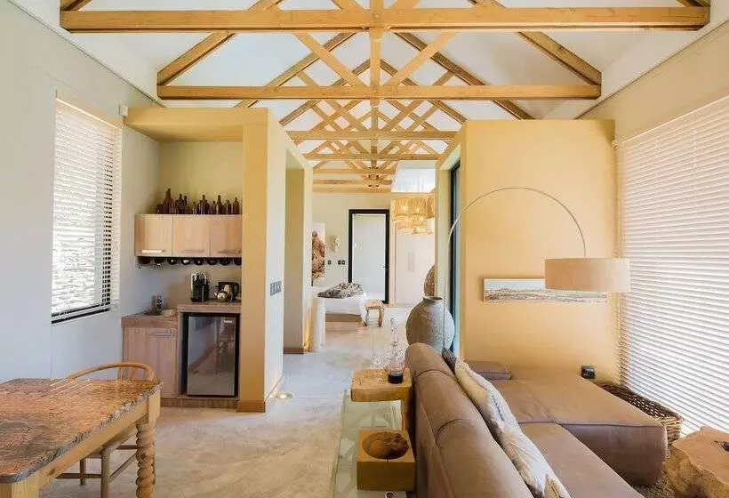 هتل The Olive Exclusive Allsuite