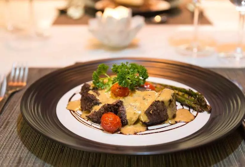 هتل The Olive Exclusive Allsuite