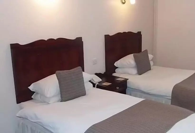 هتل The White Horse