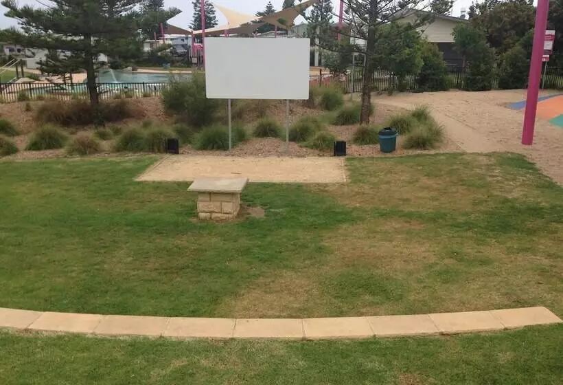 酒店 Toowoon Bay Holiday Park