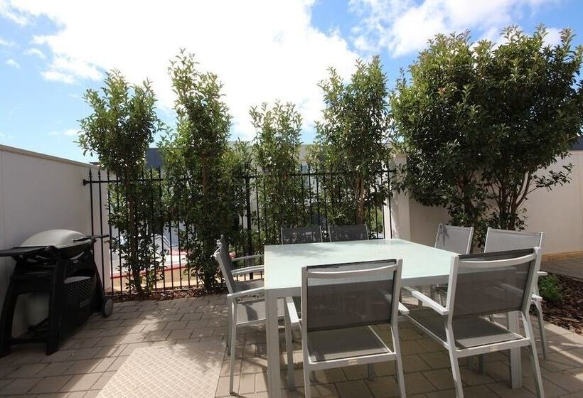 فندق Wallaroo Marina Apartments