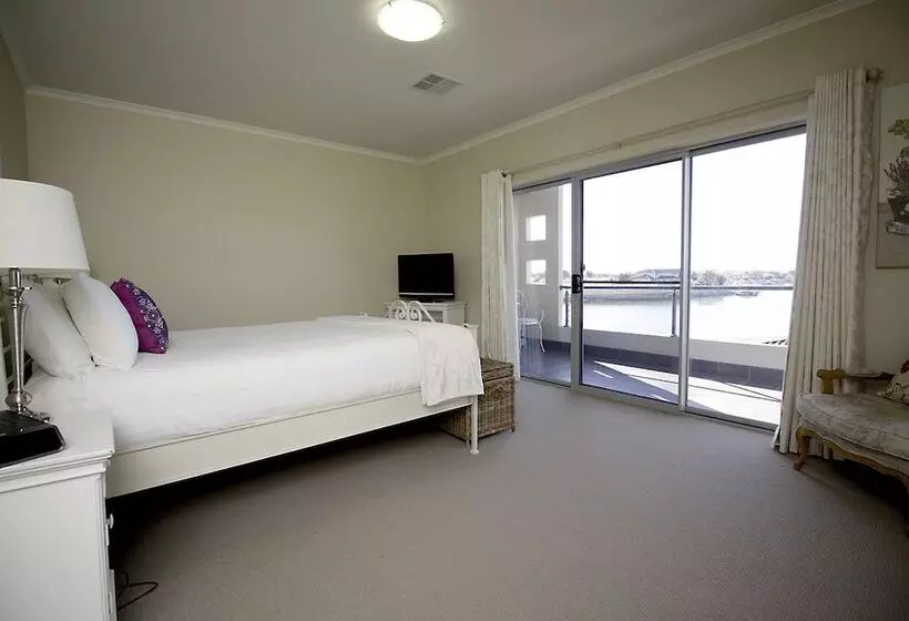 酒店 Wallaroo Marina Apartments