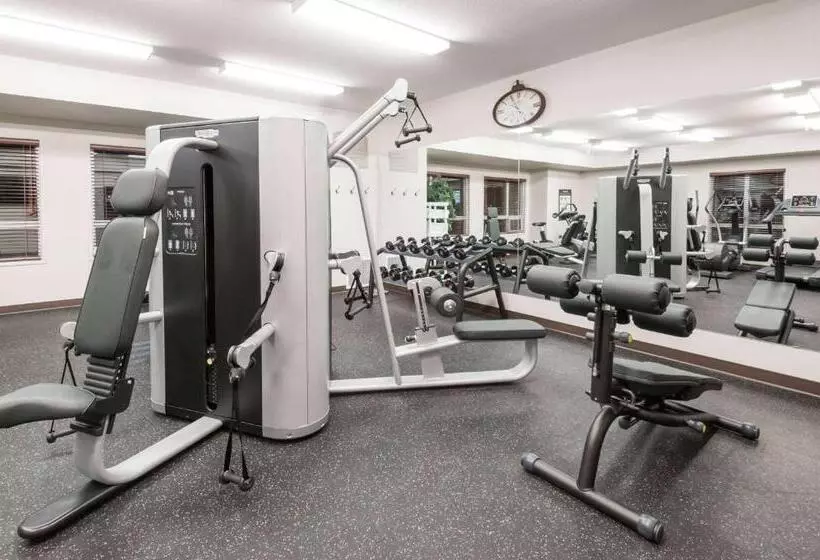 Microtel Inn & Suites By Wyndham Fort Saint John