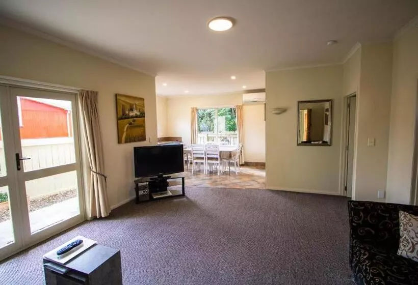 מוטל Tuscany On Thames