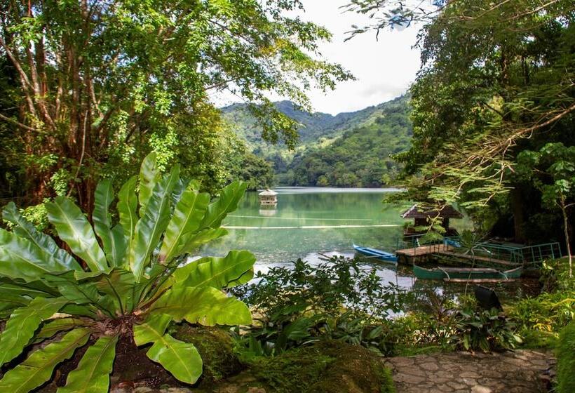 Vida Homes Condo Resort