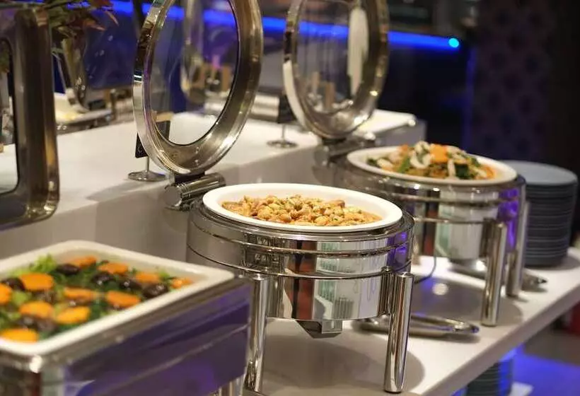 Bizotel Premier Hotel & Residence