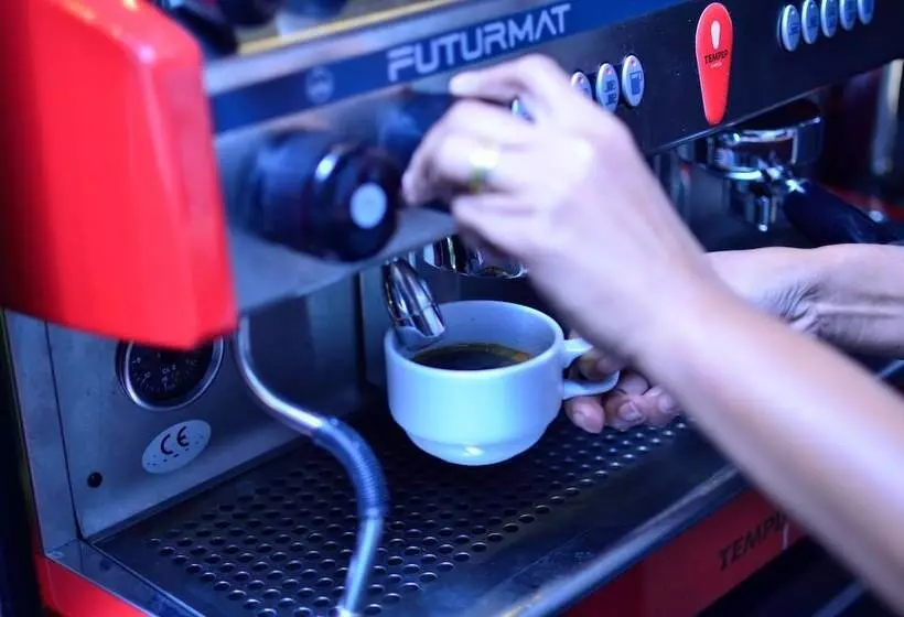 Bizotel Premier Hotel & Residence