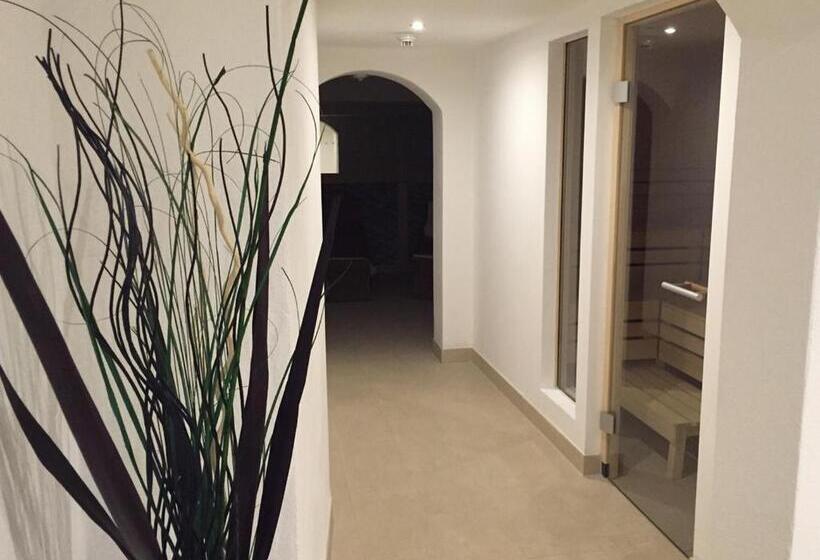 First Mountain Hotel Zillertal