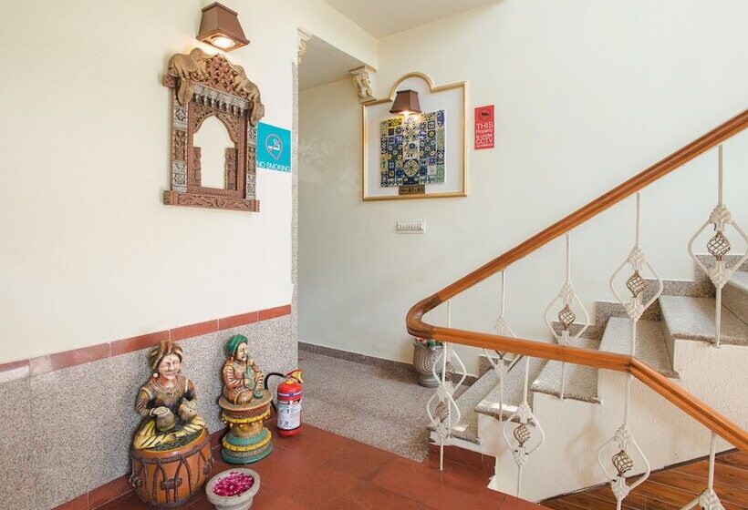 פונדק Oyo Rooms Raja Park