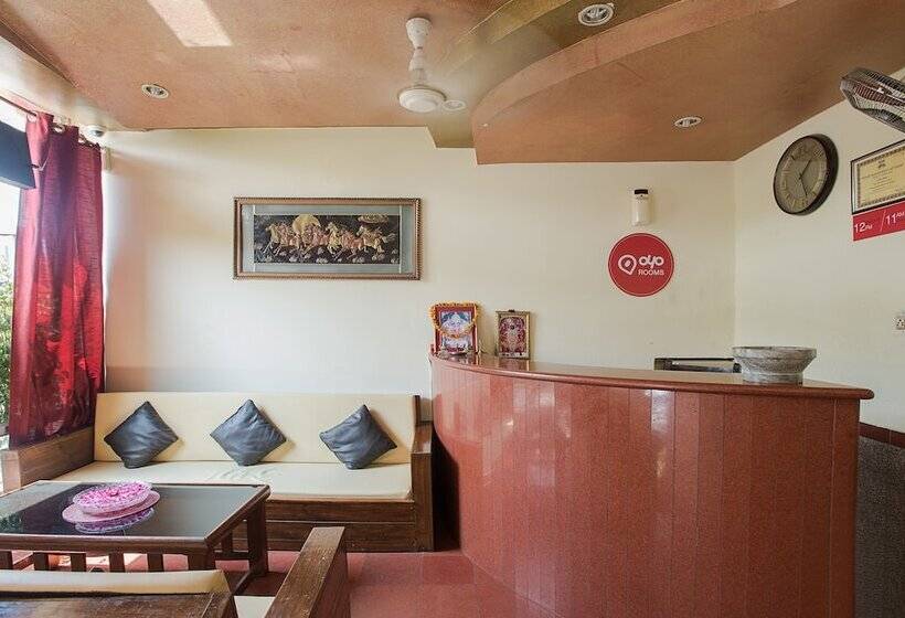 פונדק Oyo Rooms Raja Park