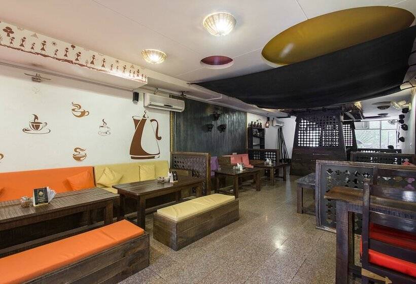 פונדק Oyo Rooms Raja Park