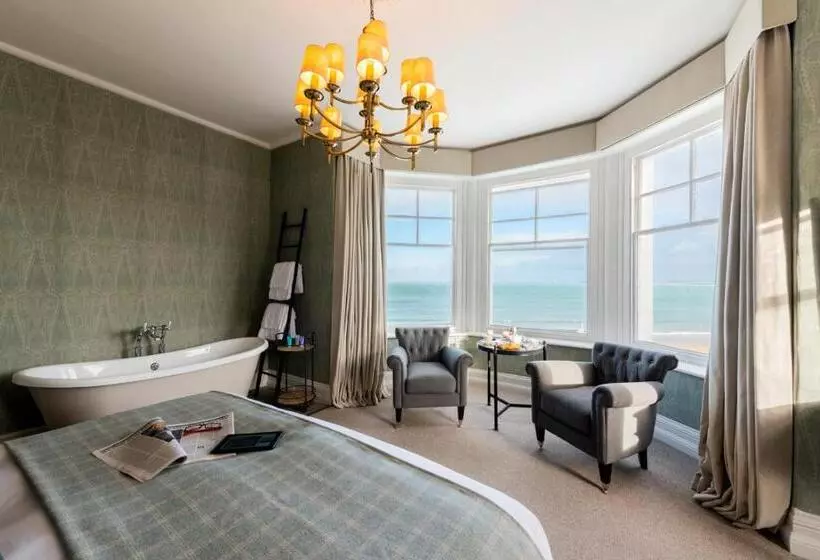 هتل Carbis Bay And Spa