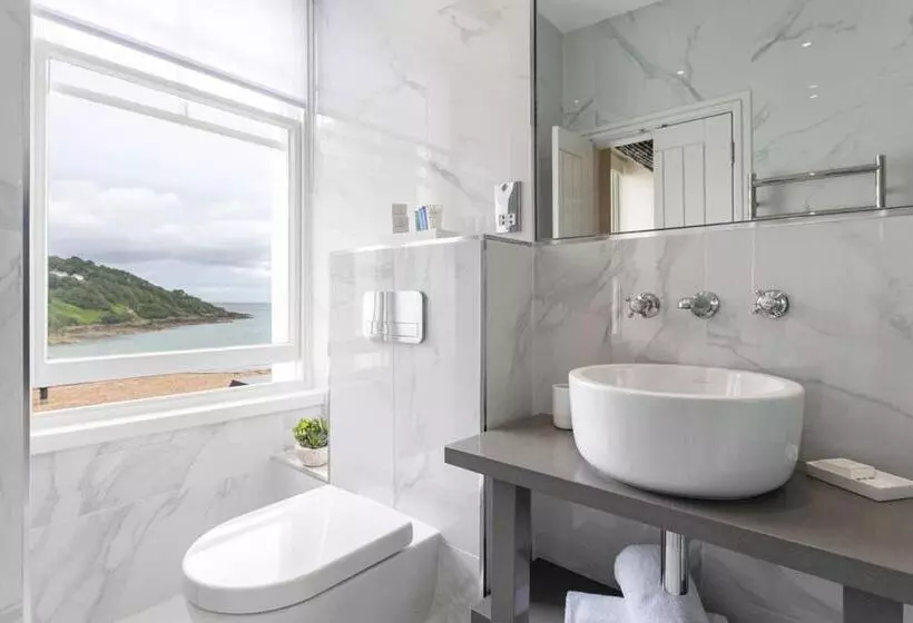 هتل Carbis Bay And Spa