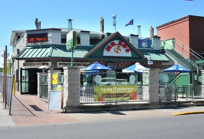 Hotel Commodore Resort