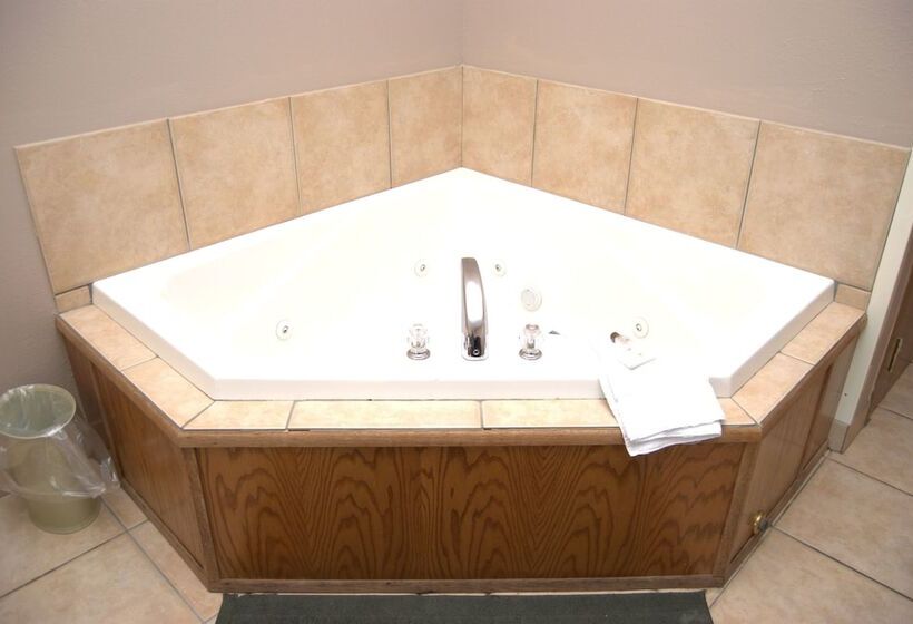 Hotel Commodore Resort