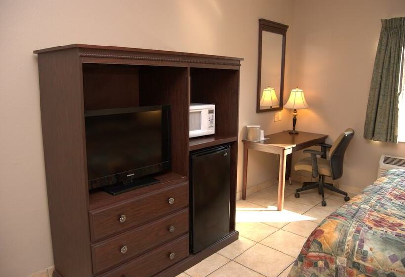 Hotel Commodore Resort