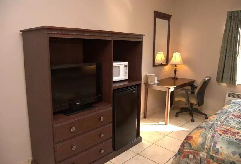 ホテル Commodore Resort