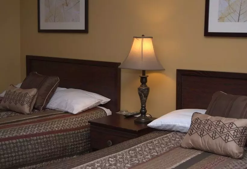 ホテル Commodore Resort