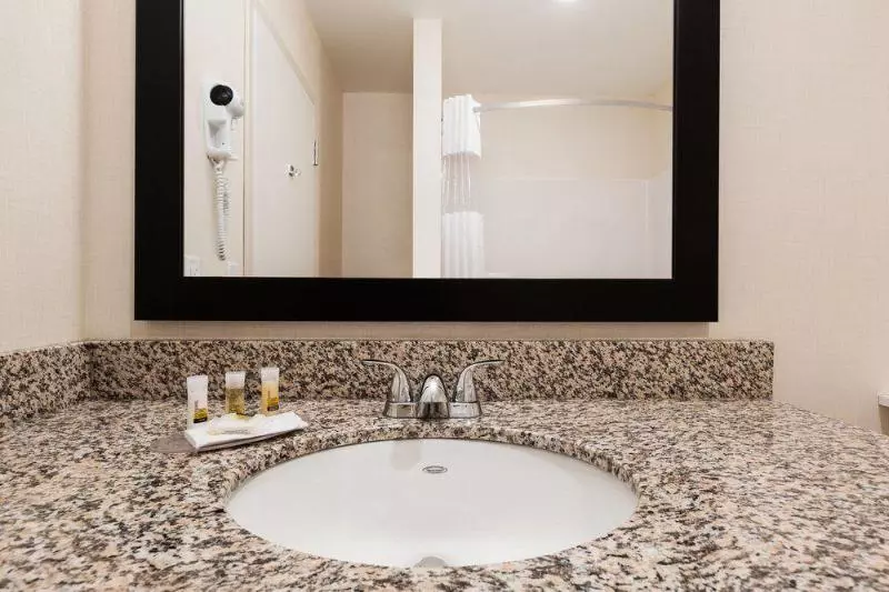 Отель Days Inn Sioux Lookout