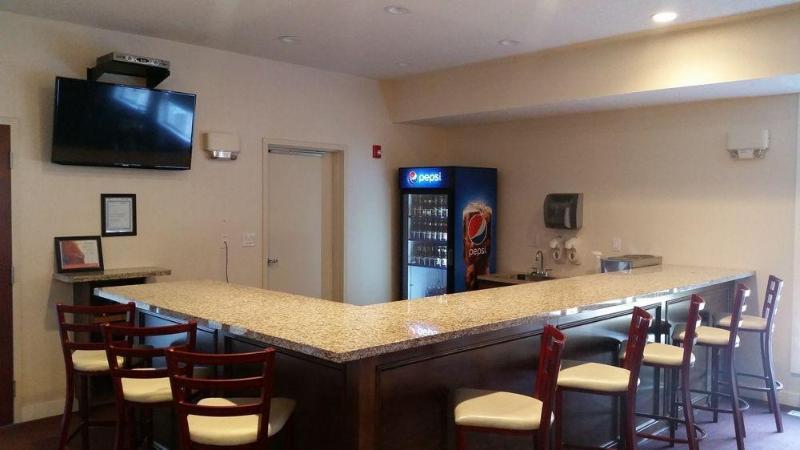 Отель Days Inn Sioux Lookout