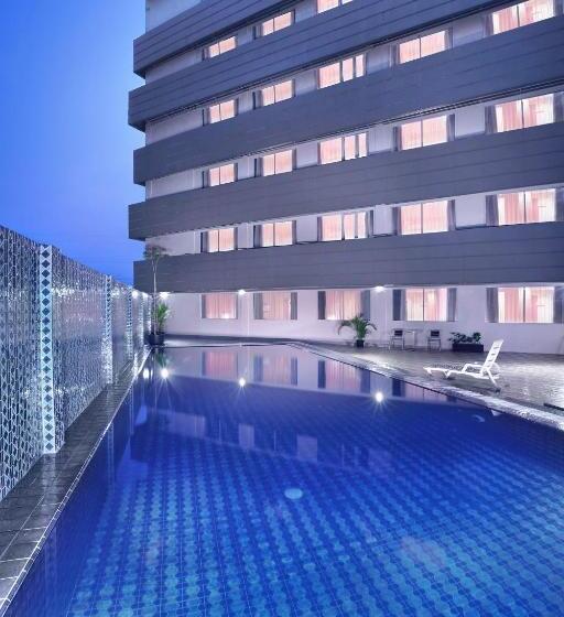 Favehotel Jababeka Cikarang