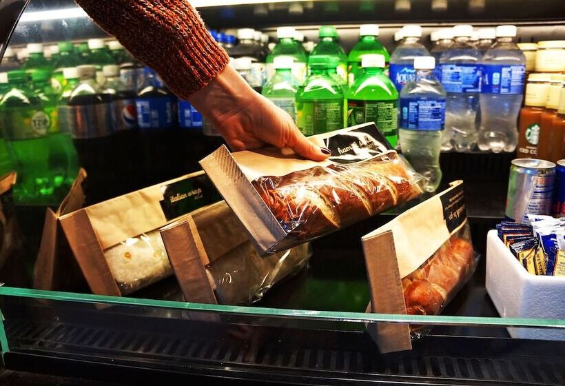 בית מלון כפרי Hyatt Place Pune Hinjawadi