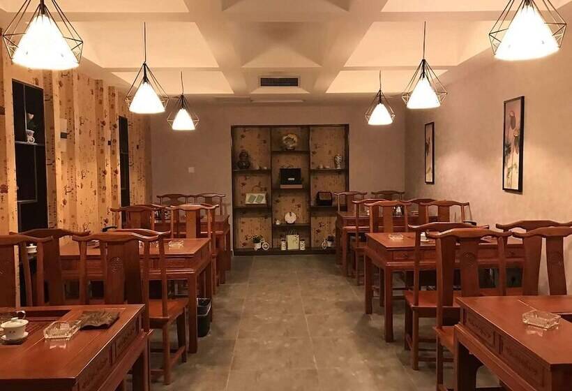 Отель Ibis Jinan Quancheng Rd