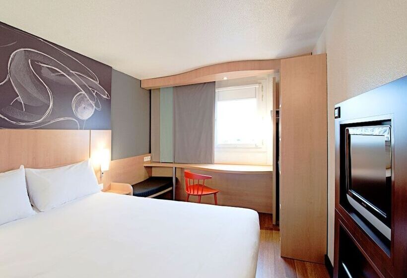 Отель Ibis Jinan Quancheng Rd