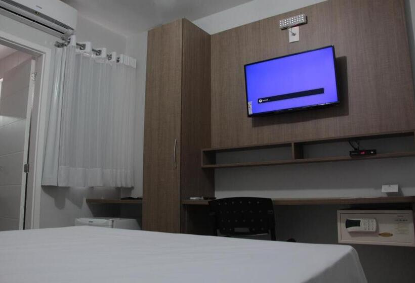 فندق Ilha Costeira