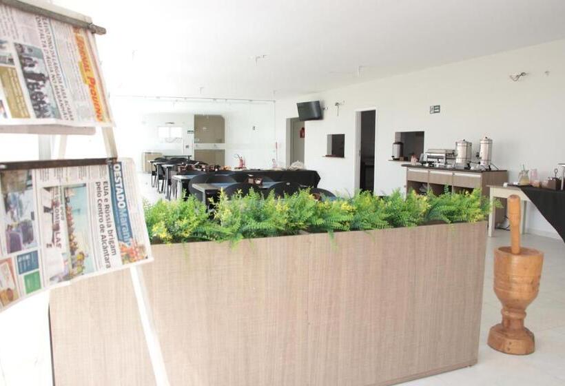 فندق Ilha Costeira