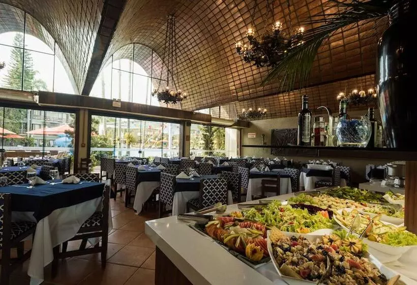 Отель Internacional Gravatal