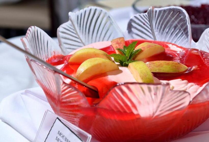 فندق Internacional Gravatal