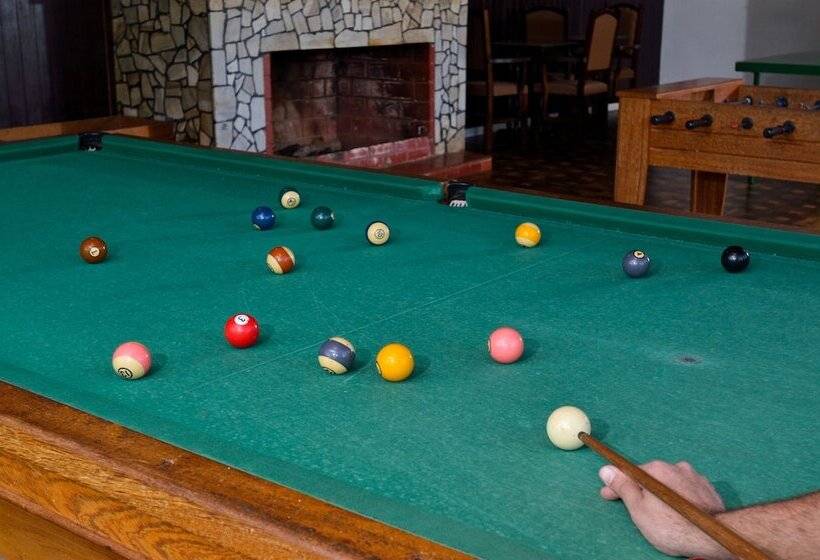 فندق Internacional Gravatal