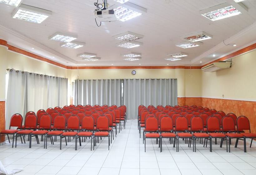 酒店 Larison Hoteis Jiparana