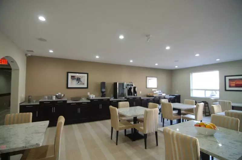 호텔 Paradise Inn And Suites Redwater