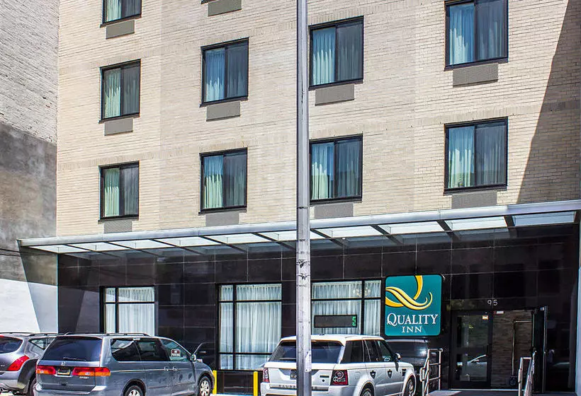 בית מלון כפרי Pitkin